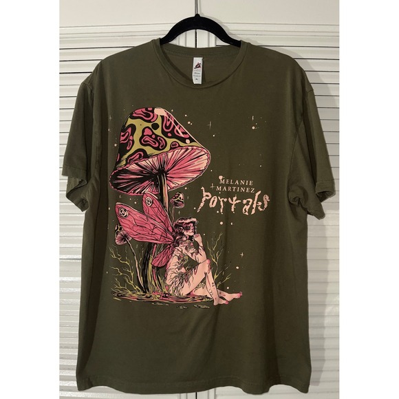 Melanie Martinez Portals Smart Blanks Cotton Fairy Mushroom Graphic Tee Size XL - Picture 1 of 6